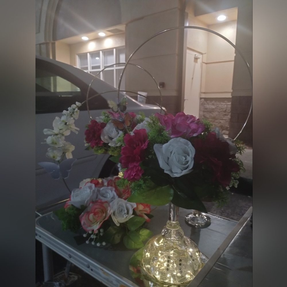 Pink and White Party Decorations Floral Arrangement